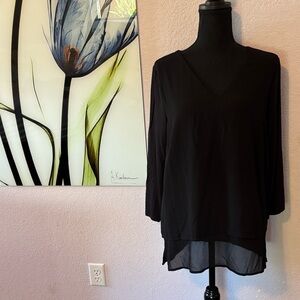 women’s black shirt size large